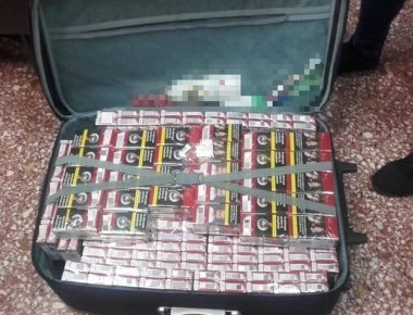 Μυτιλήνη: Συνελήφθη νεαρός που ταξίδευε με βαλίτσα γεμάτη λαθραία τσιγάρα